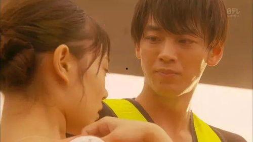 无力少爷前女友爆料视频,一段被隐藏的恋情真相  第3张